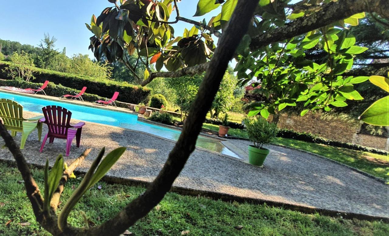 Auberge Du Relais D'Auniac กูดง-อ็อง-แกร์ซี ภายนอก รูปภาพ